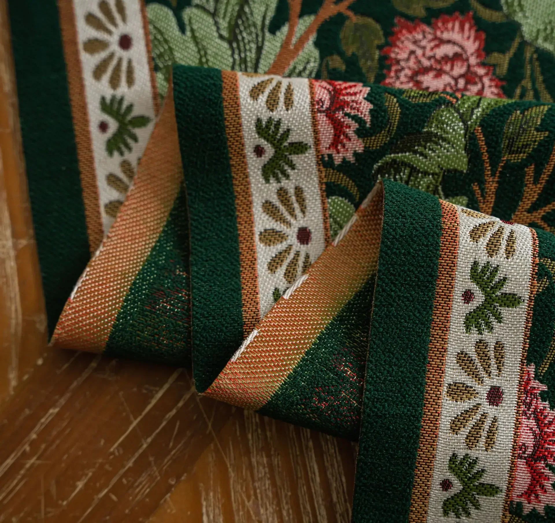 Plant Flower Table Runner with Tassels Jacquard Living Room Cabinet