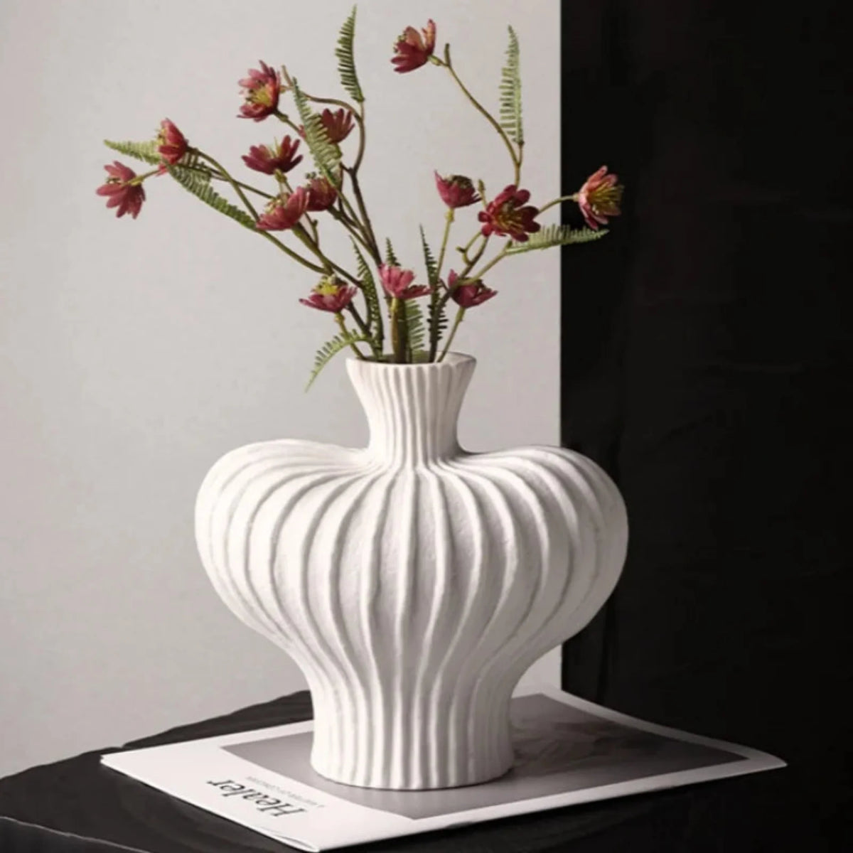 Minimalist Round Vase, Lightweight Matte White or Black