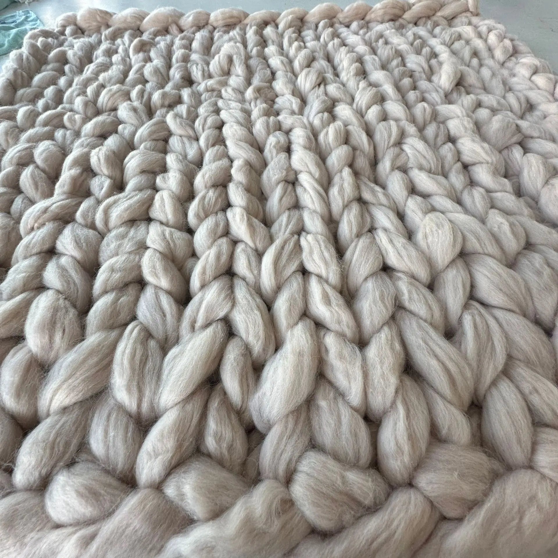 Chunky Knit Wool Throw Blanket