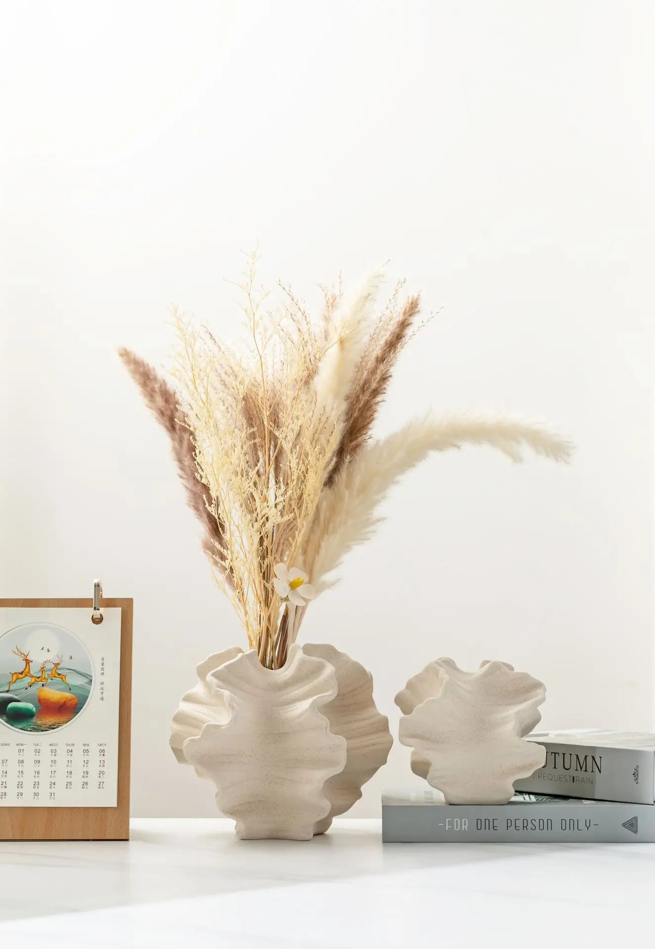 Ceramic Vase Geometric Wavy Patterns Petal Shape Porcelain Crafts