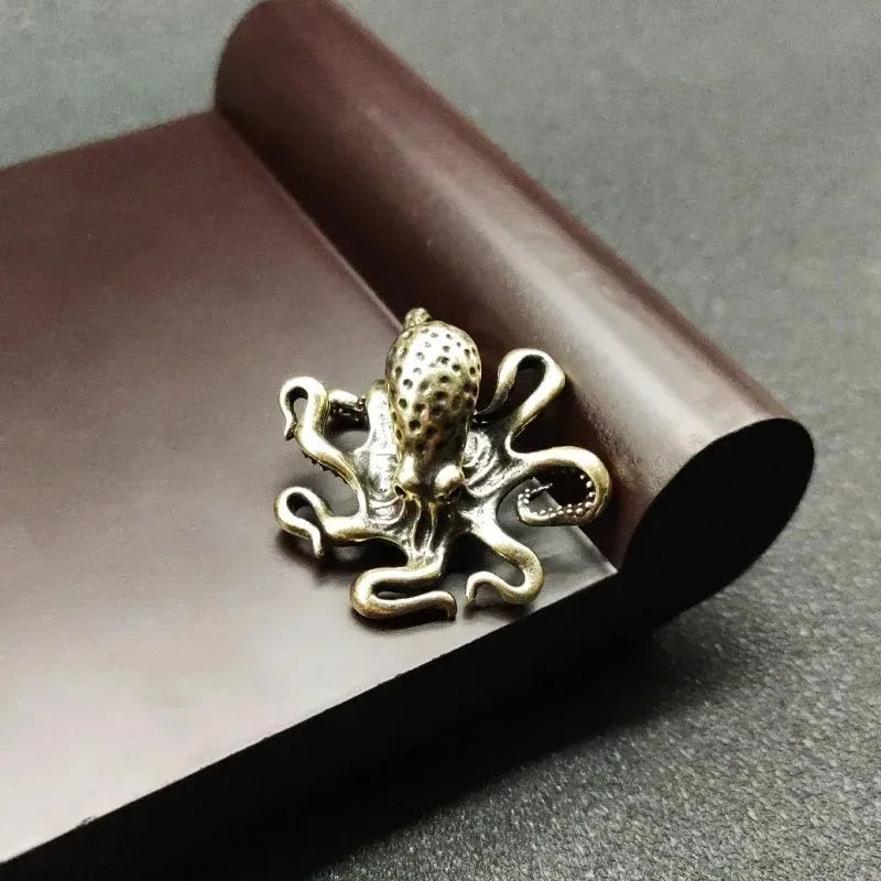 Brass Octopus Home Decoration Antique Copper Animal Figurines