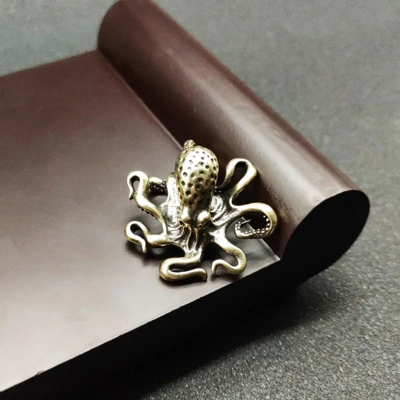 Brass Octopus Home Decoration Antique Copper Animal Figurines