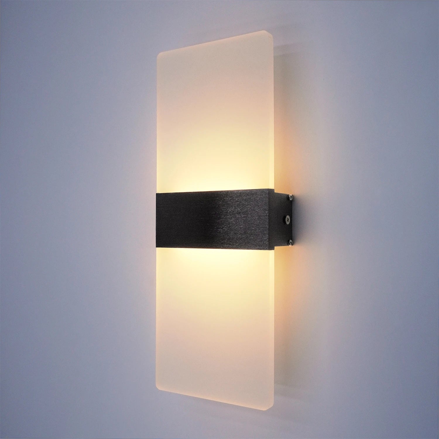 Minimalist Aluminum LED Wall Light