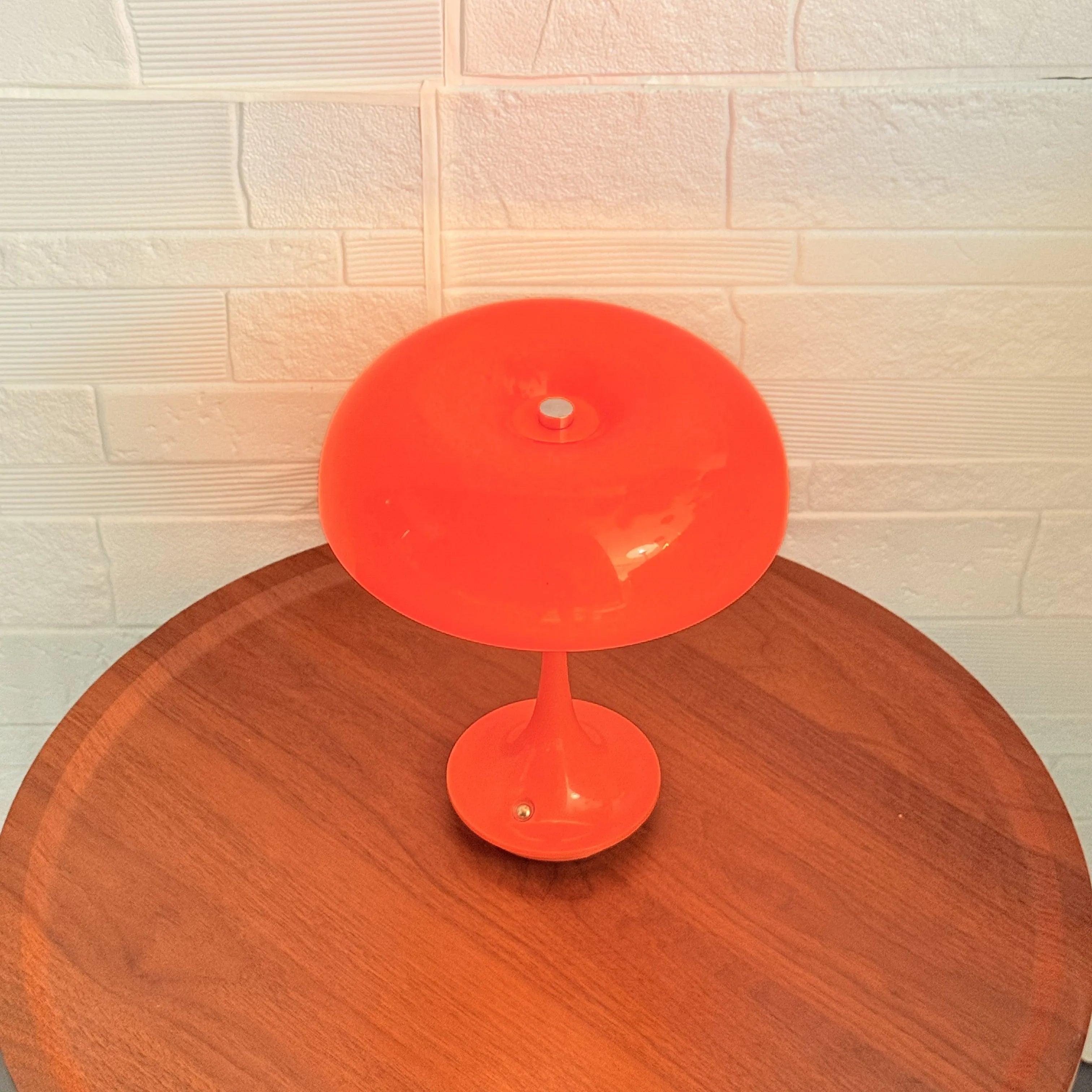 Cordless Mushroom Table Lamp with Touch Dimming