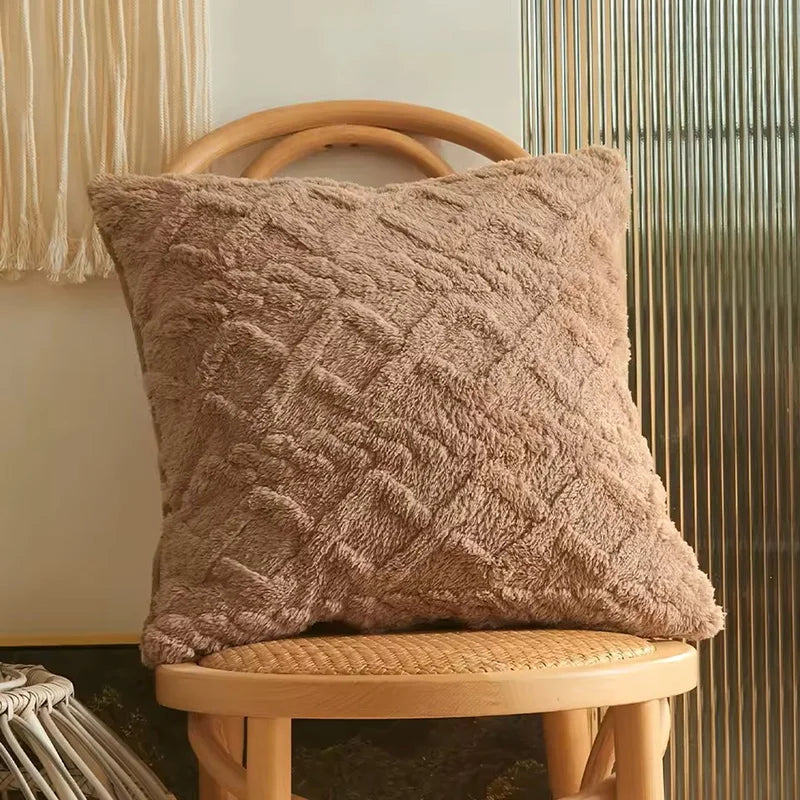 Plush Diamond Tufted Cushion Cover