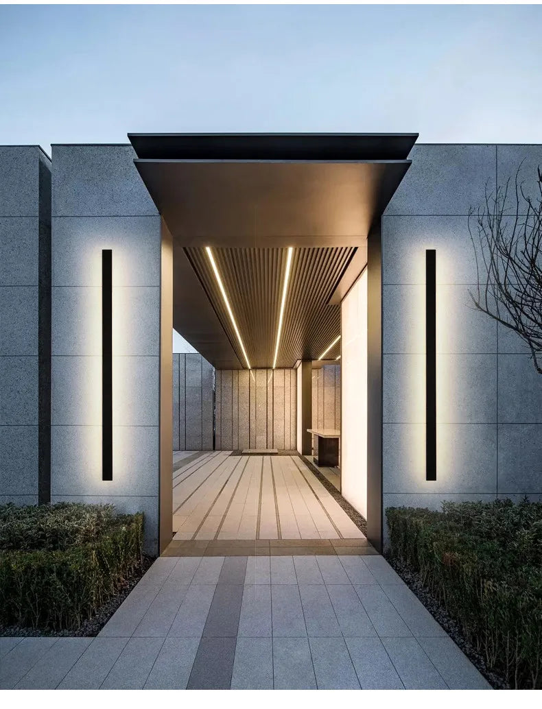 Linear LED Outdoor Wall Light