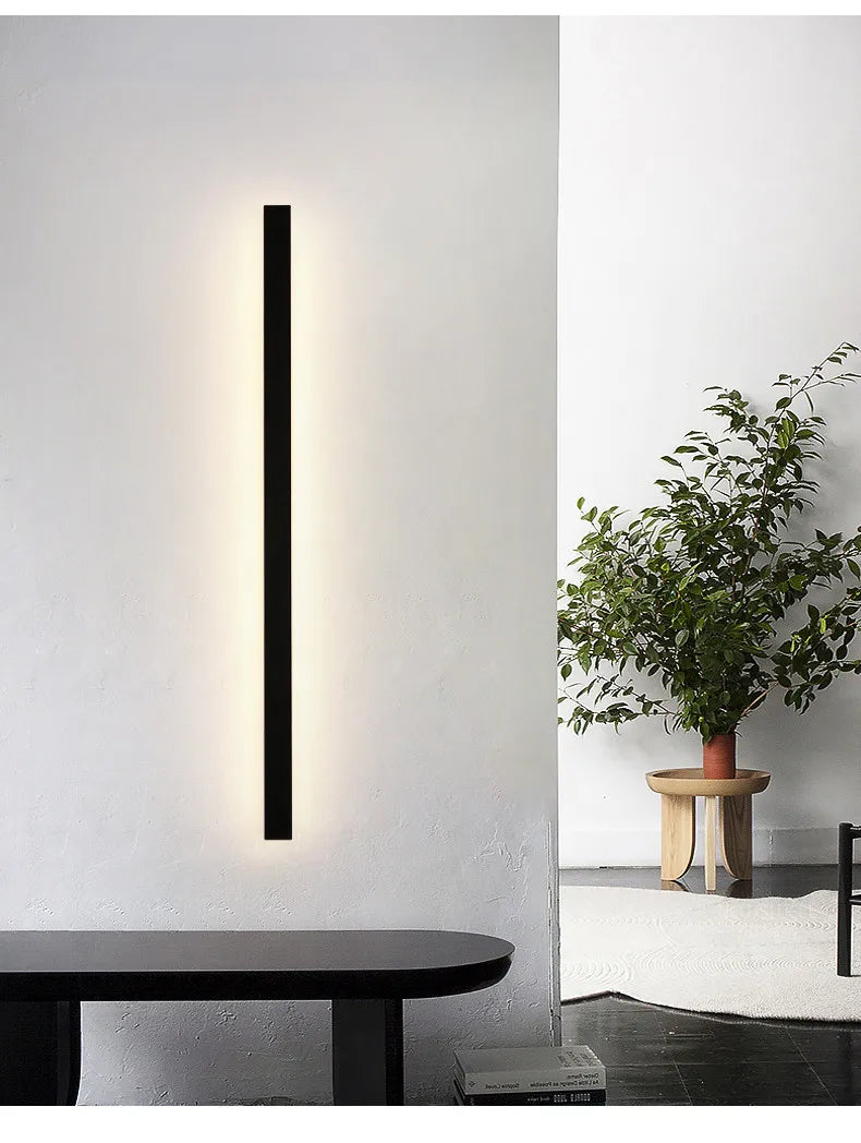 Linear LED Outdoor Wall Light