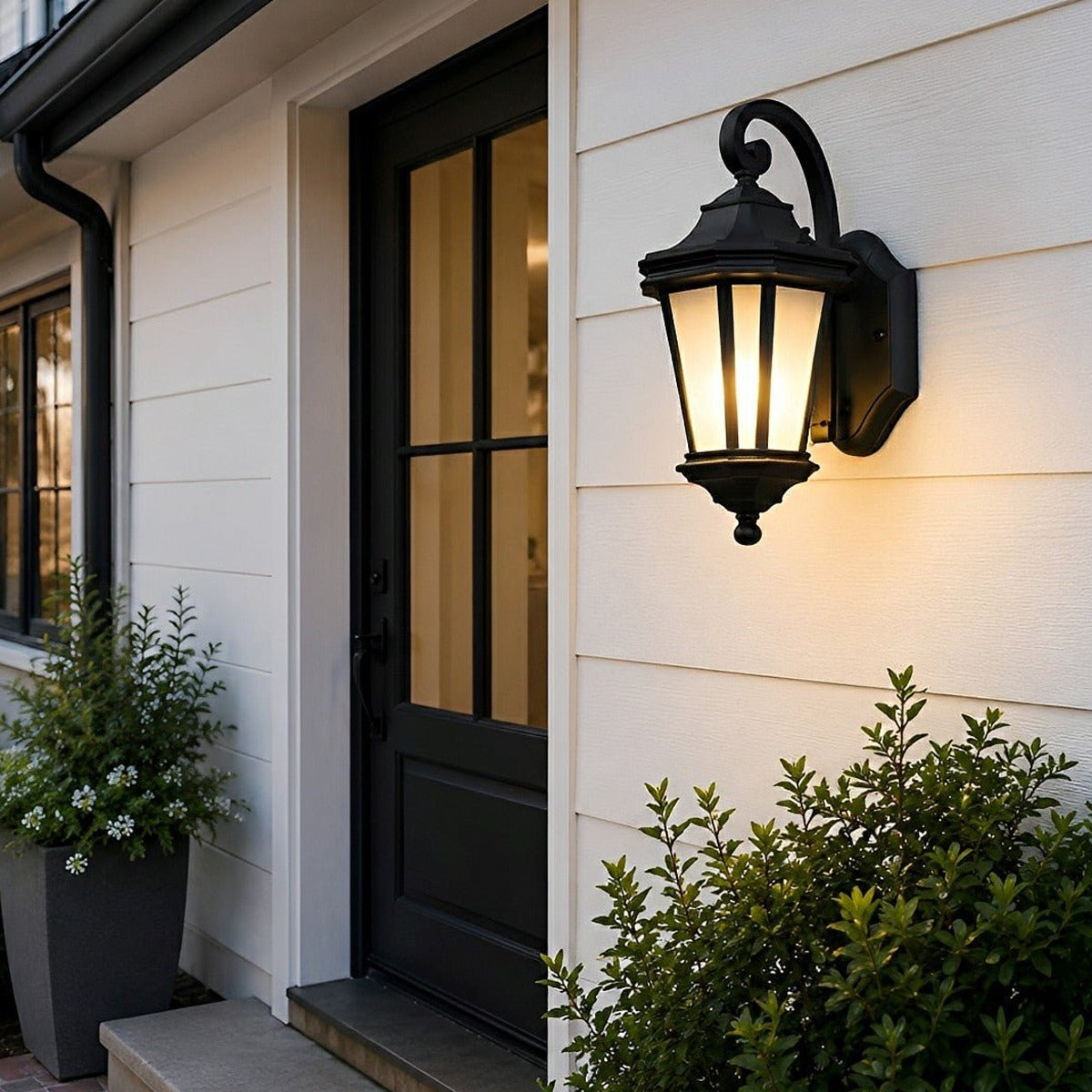 Curled Hook Coach Lantern, Black Die Cast Aluminum Porch Light 7