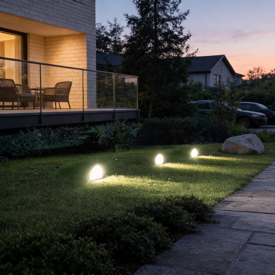 Arched Lawn Edge Light, Black Stainless Steel Landscape Light
