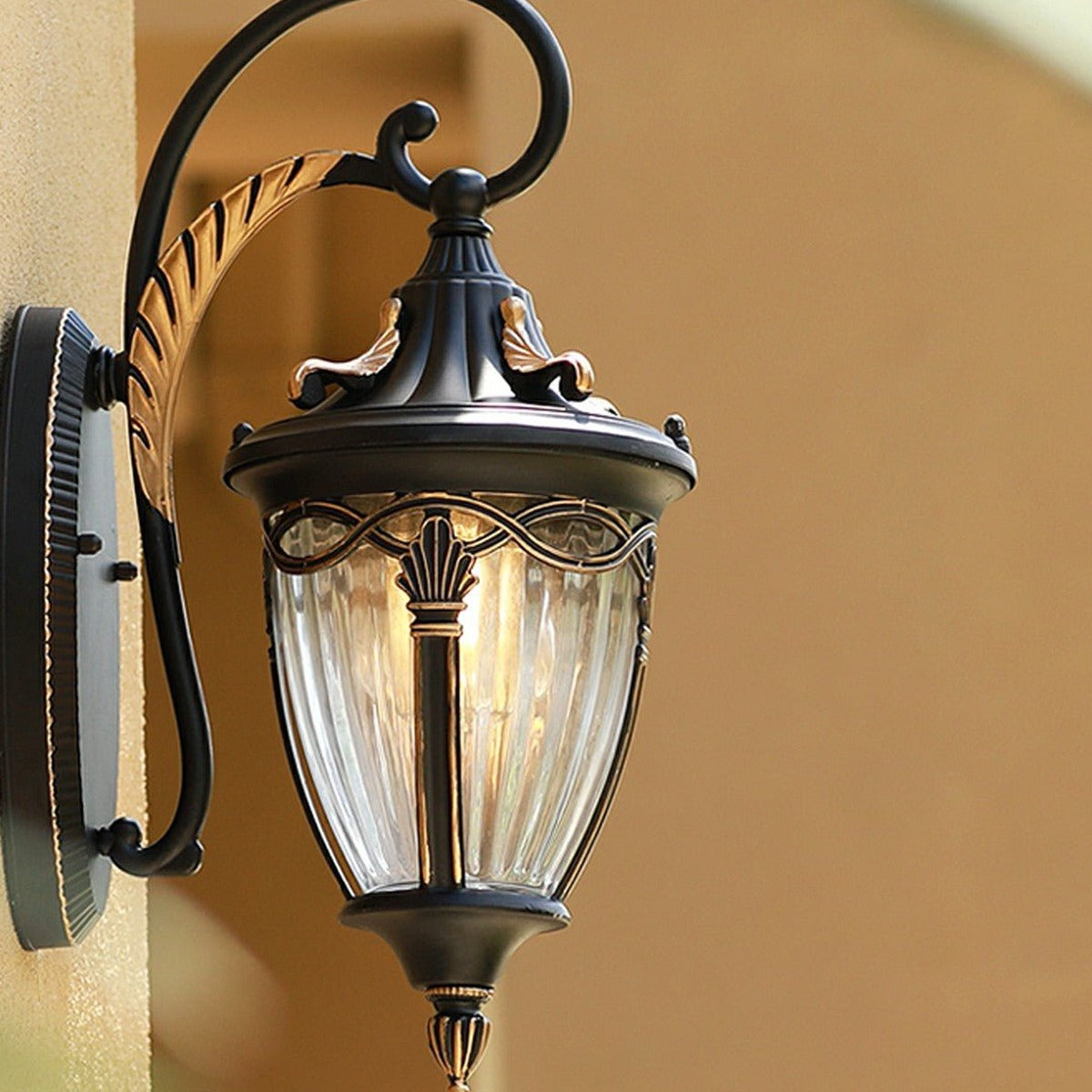 Leaf Crest Scroll Lantern, Die Cast Aluminum Porch Light 6