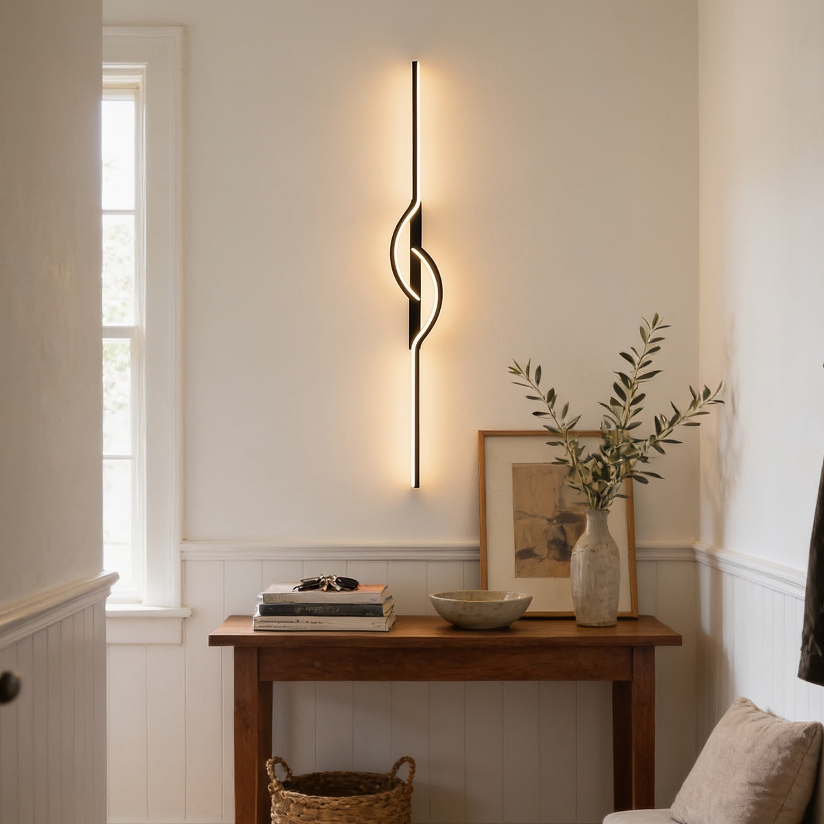 Modern Linear Wall Sconce, 31.5 in x 3.9 in, Warm White