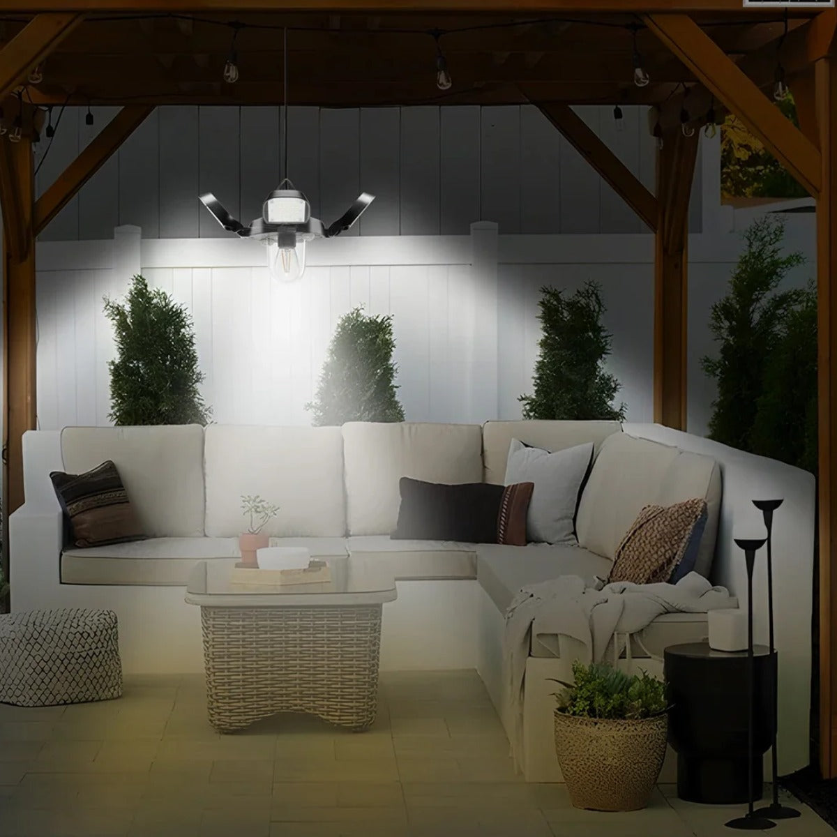 192led Solar Powered Barn Light Solar Shed Light
