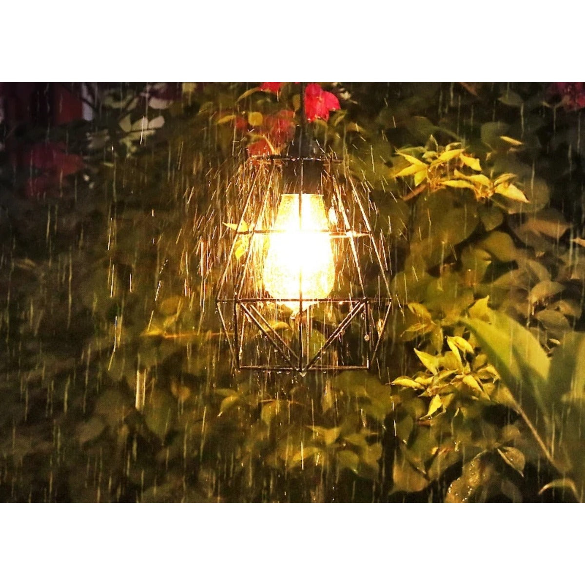 Solar pendant light in rain
