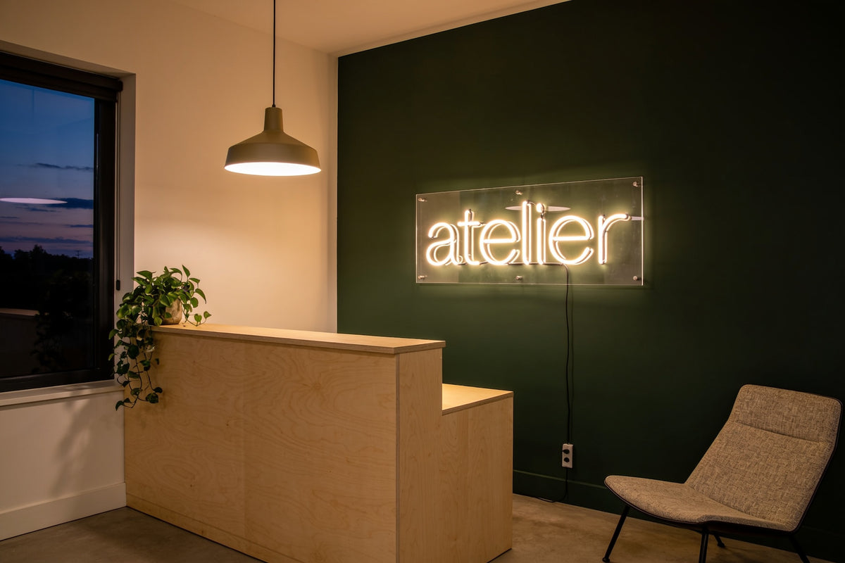 Reception Logo lit in the evening, inspiration image