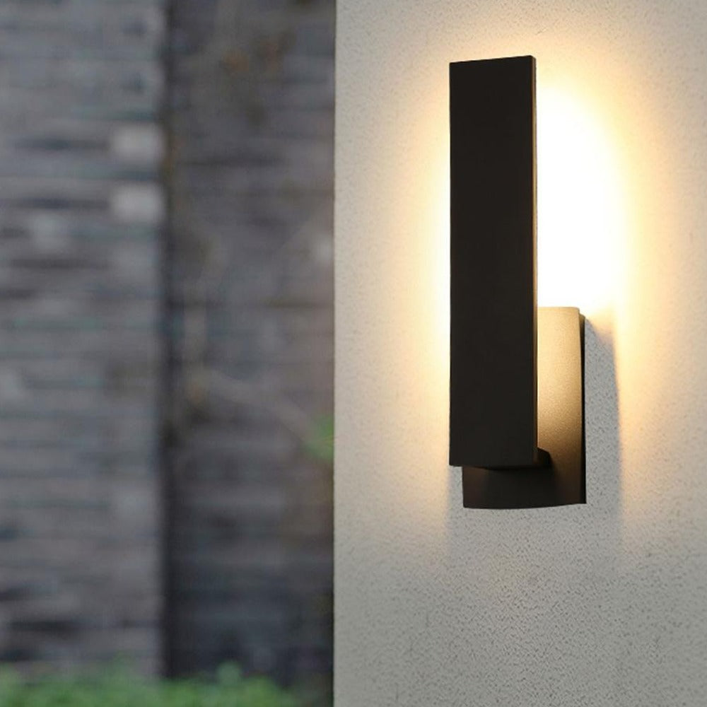 Offset Blade Wall Sconce, Black Aluminum Outdoor Wall Light
