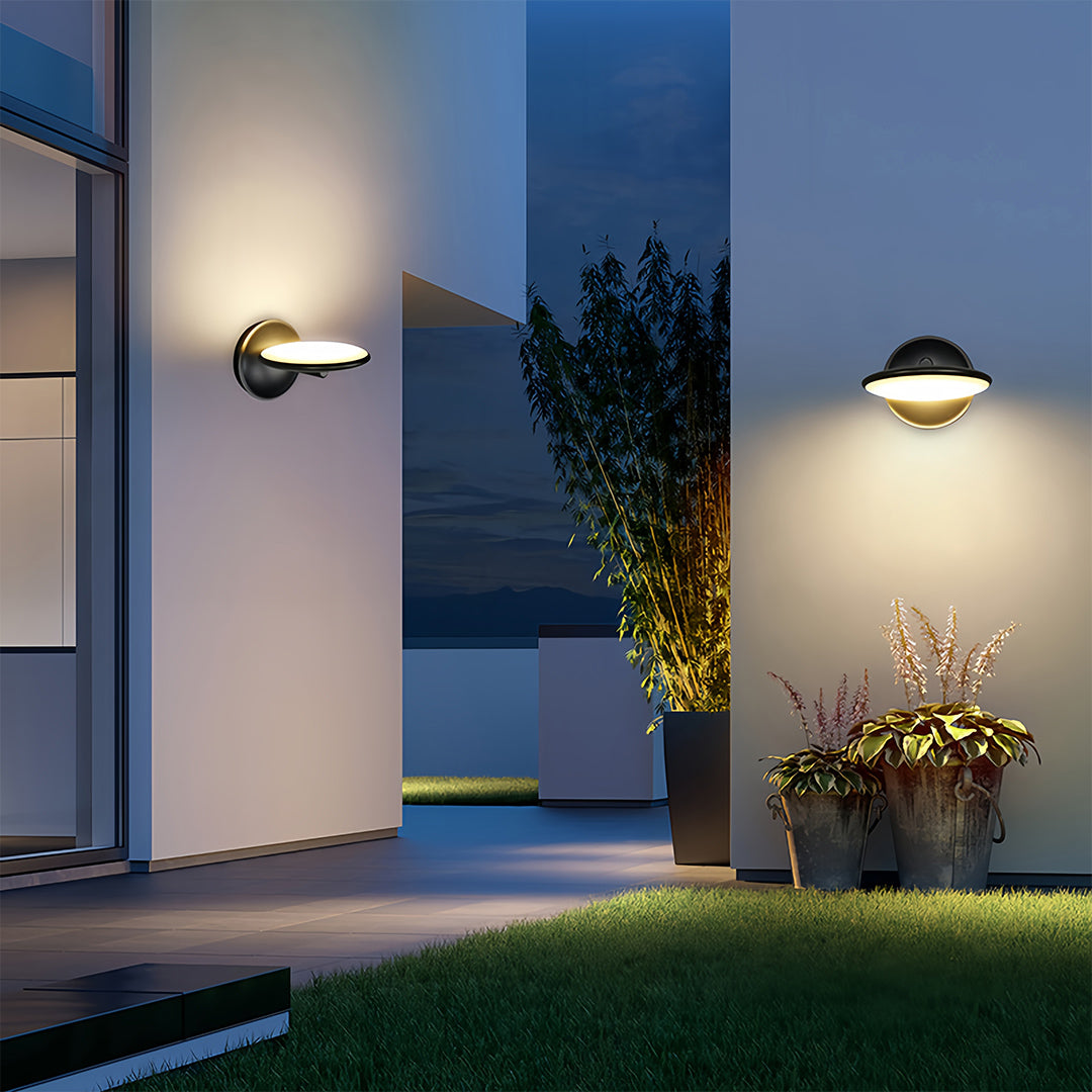 Swivel Disc Outdoor Wall Light, Cast Aluminum Patio Light