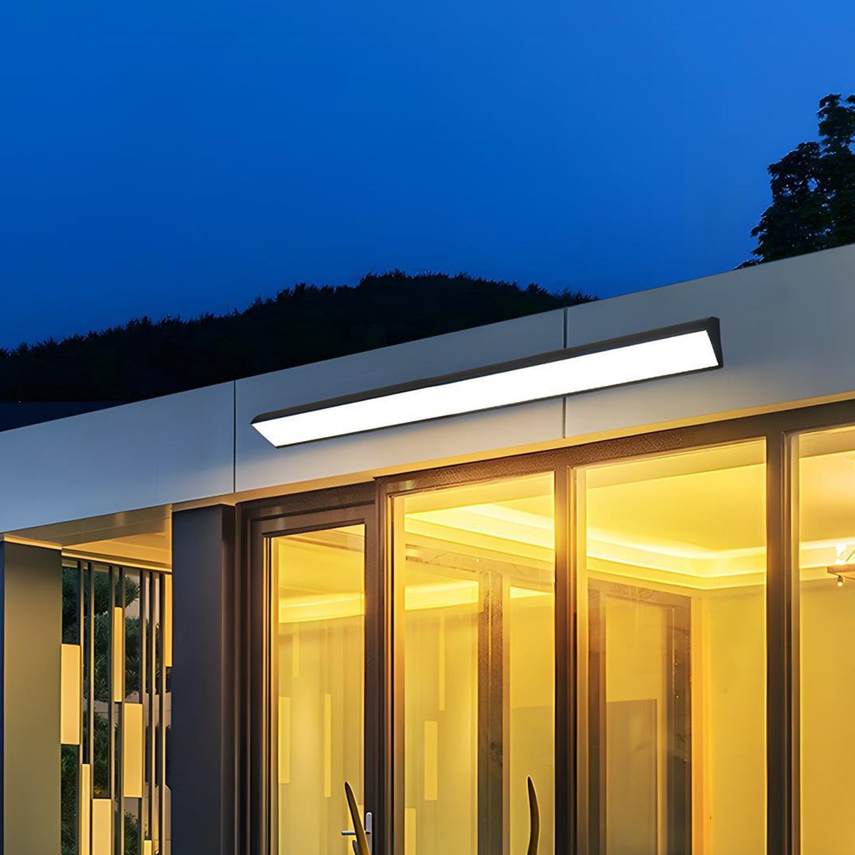 Wedge Linear Wall Light, Black Aluminum Outdoor Wall Sconce 3