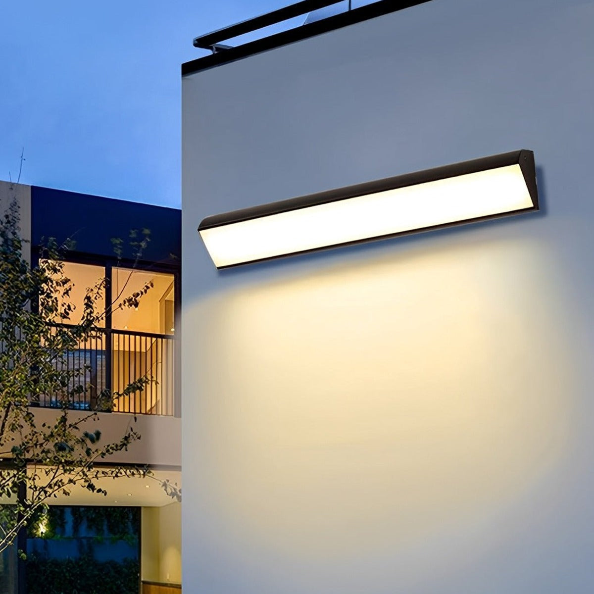 Wedge Linear Wall Light, Black Aluminum Outdoor Wall Sconce 7