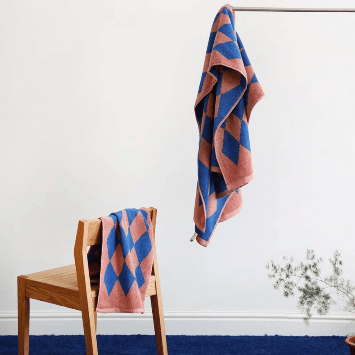 Retro Diamond Cotton Towel in Blue, Yarn Dyed Jacquard