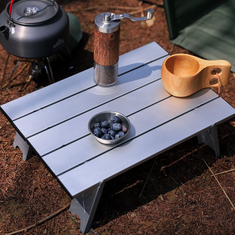 Modern Minimalist Rectangular Aluminum Alloy Outdoor Folding Camping Coffee Table 1-Tier For Garden