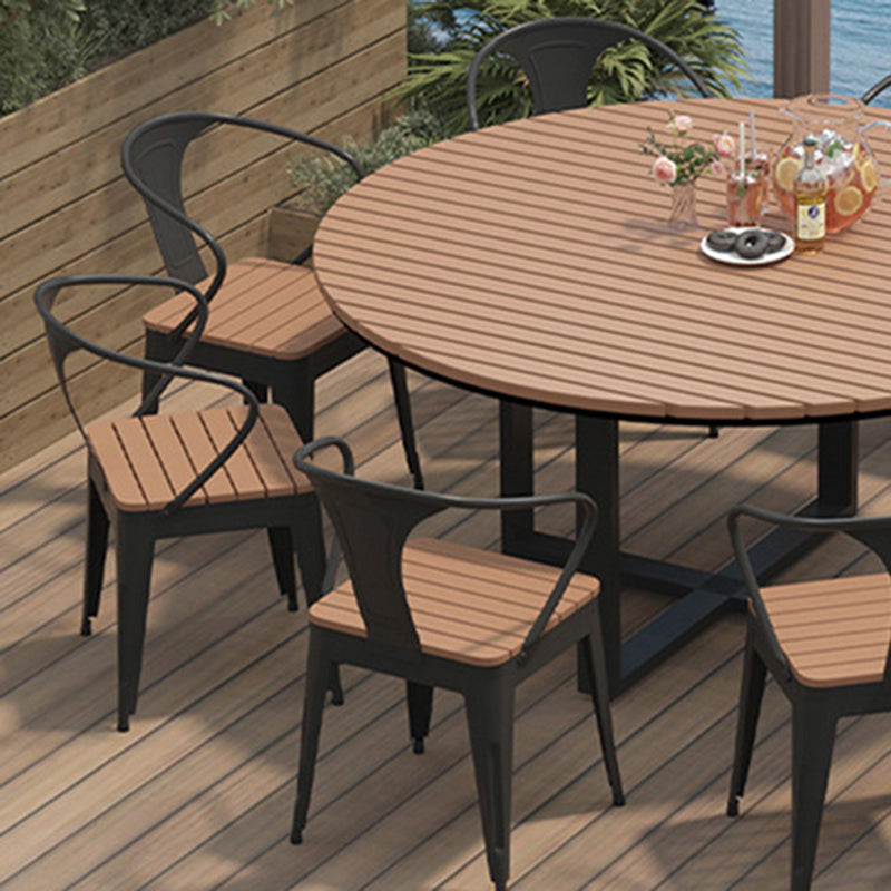 Modern Minimalist Round Iron Composite Wood Outdoor Dining Table 4-Leg For Garden
