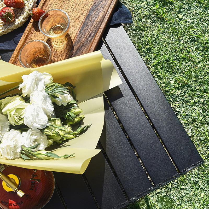Modern Minimalist Carbon Steel Aluminum Foldable Square Side Table For Outdoor