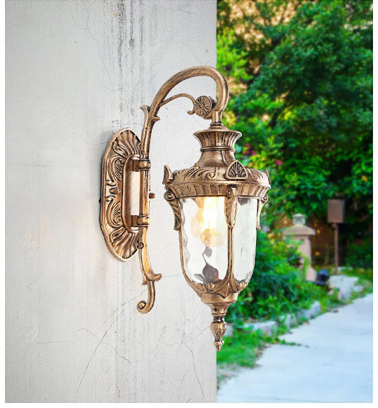Retro Bronze Outdoor Wall Lantern