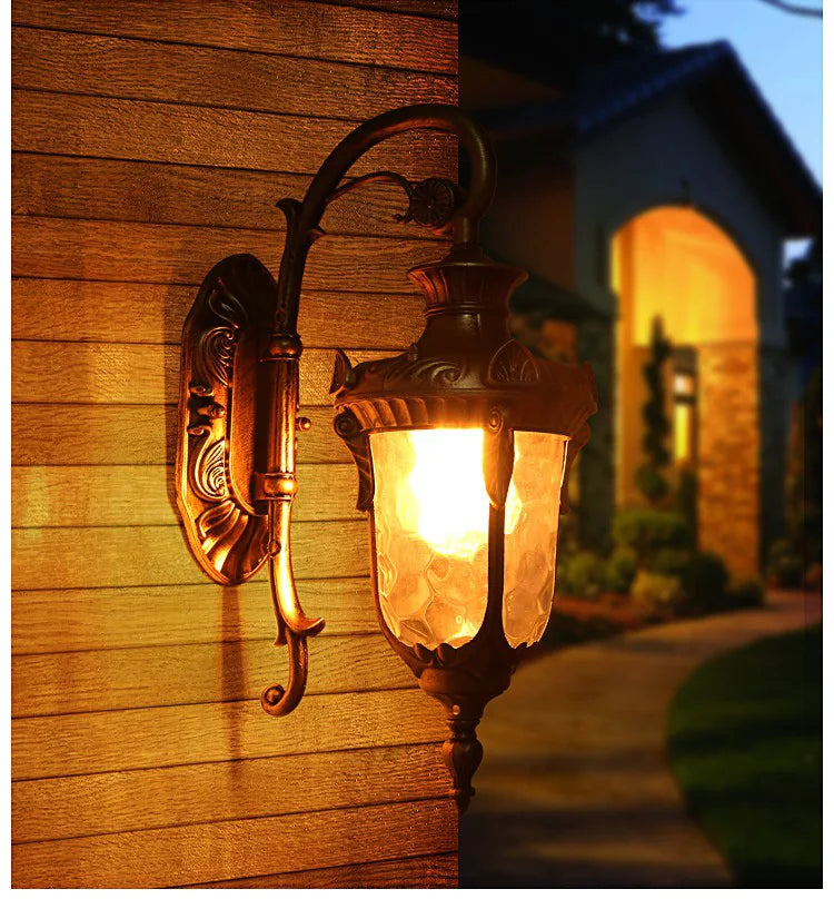 Retro Bronze Outdoor Wall Lantern
