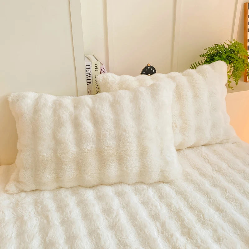 2pcs Fluffy Plush Pillowcase 48x74cm Winter Warm Thickness Pillow Sham