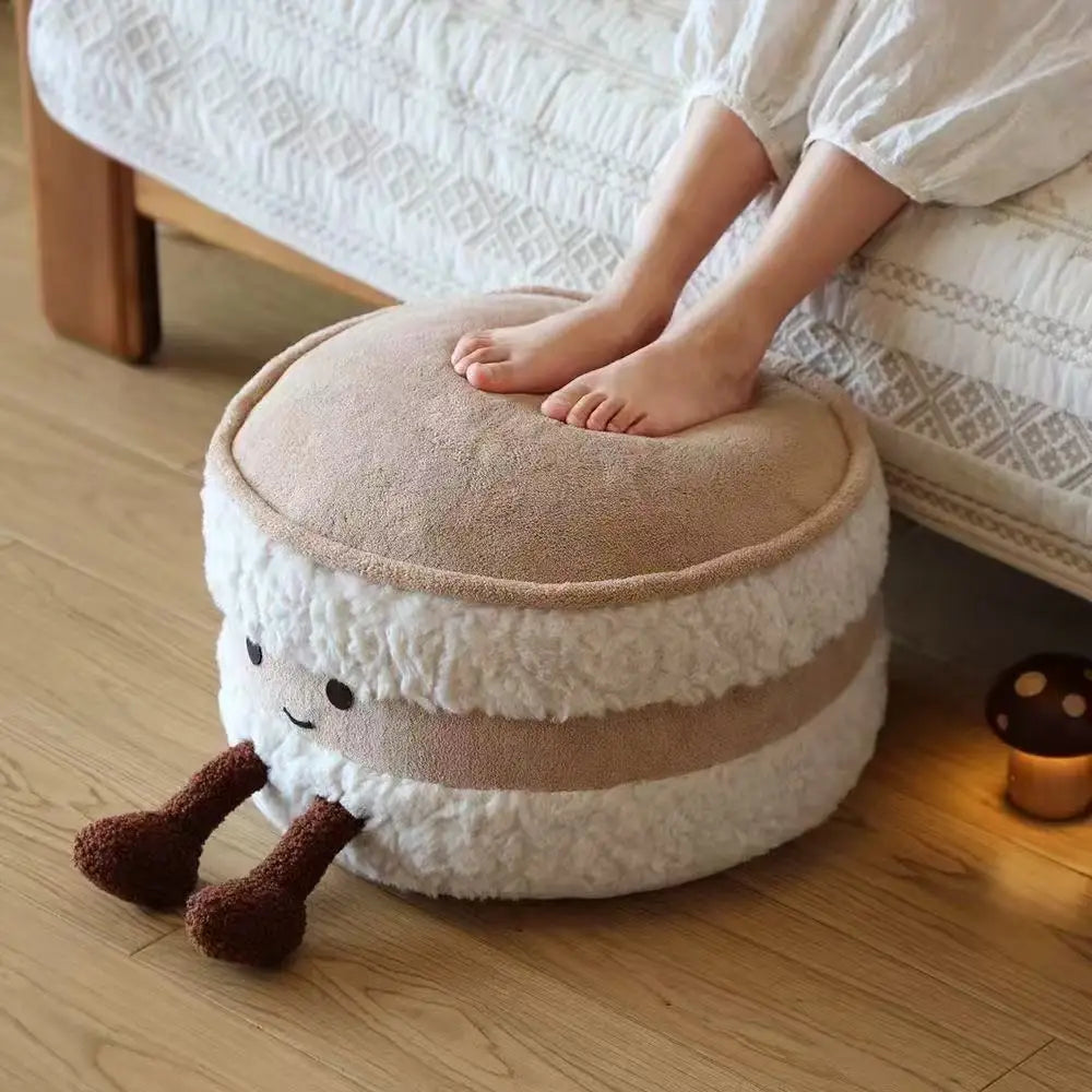Cute Plush Cake-Shaped Stool - Removable Cover Pouf For Living Room Tatami Footrest & Shoe Changing Decorative Stool Gift