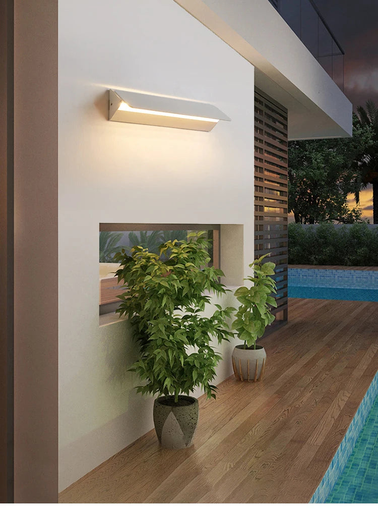 Adjustable Aluminum LED Wall Lamp