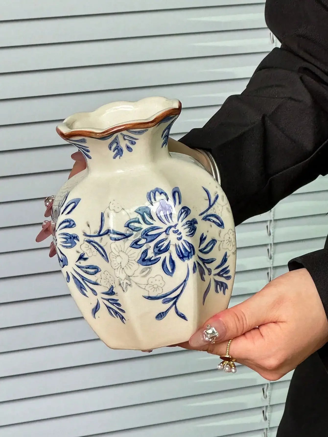 Chinese Blue and White Porcelain Vase