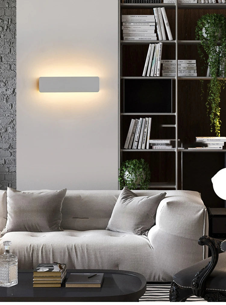 Adjustable Aluminum LED Wall Lamp