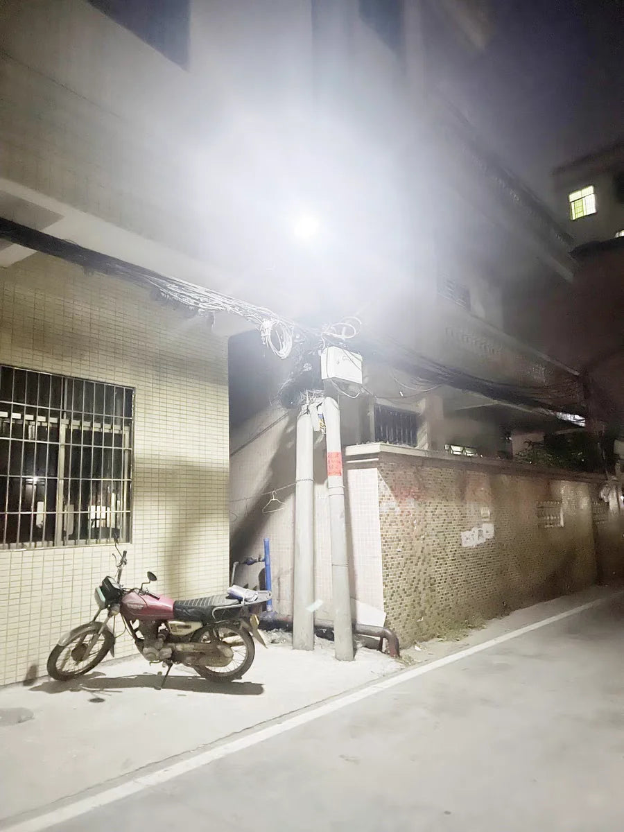 Super Bright Solar Wall Spotlight