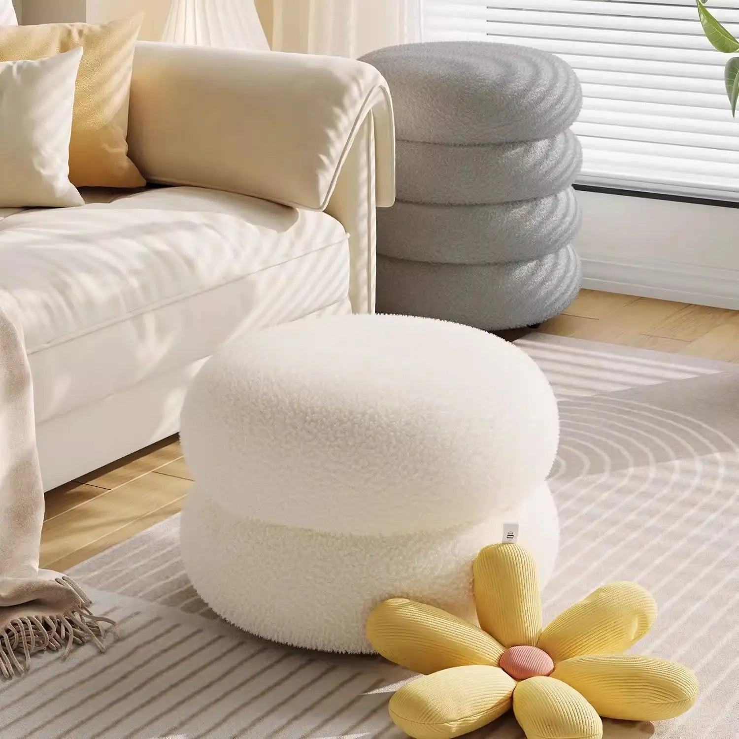 Light Luxury Round Dressing Stool
