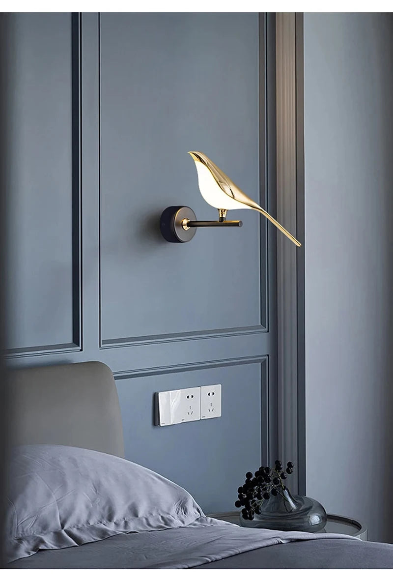 Magpie Bird Wall Lamp