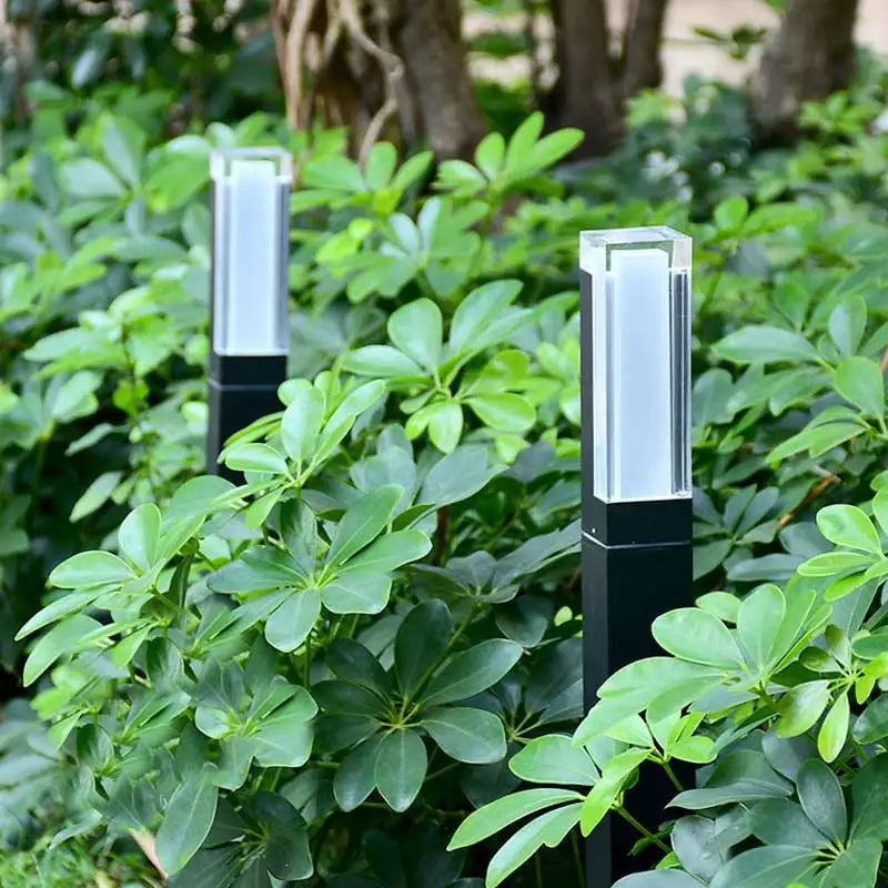 Outdoor LED Waterproof Garden Column Light Minimalist Design for