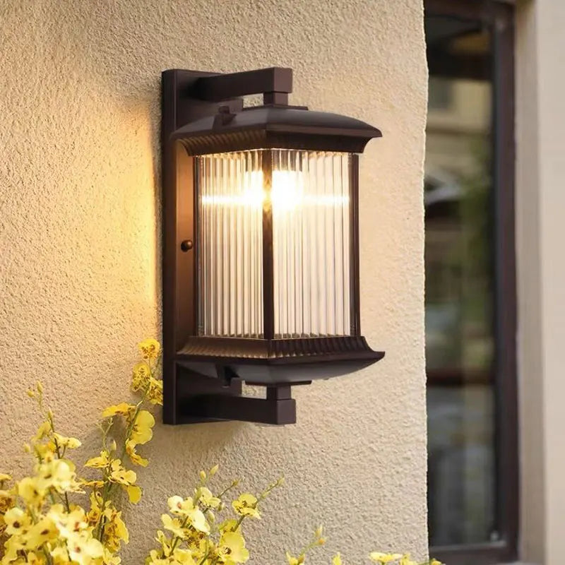 Metal Outdoor Wall Lantern