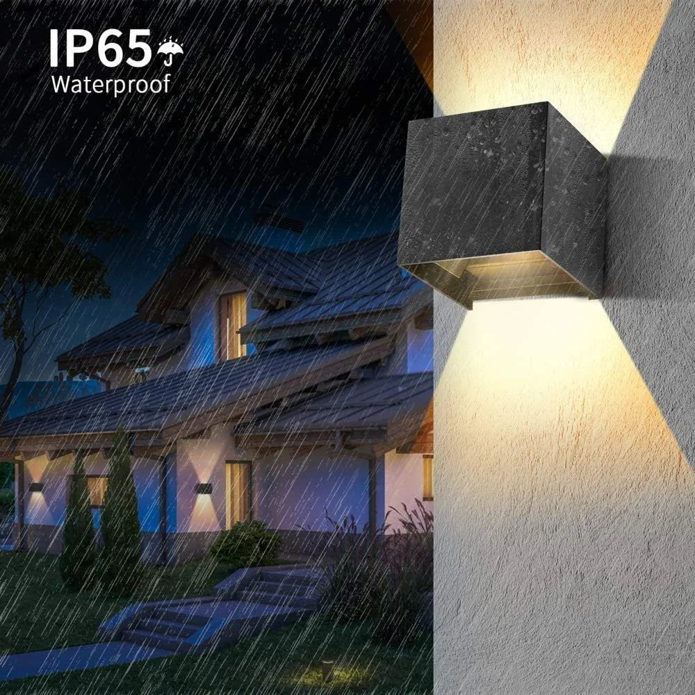 Slim LED Outdoor Wall Light