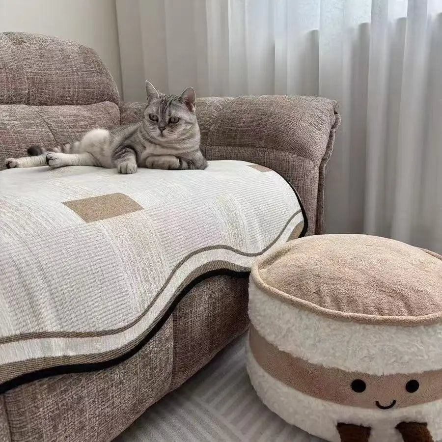 Cute Plush Cake-Shaped Stool - Removable Cover Pouf For Living Room Tatami Footrest & Shoe Changing Decorative Stool Gift