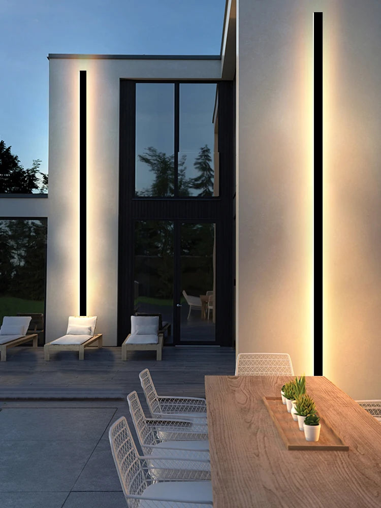 Linear LED Outdoor Wall Light