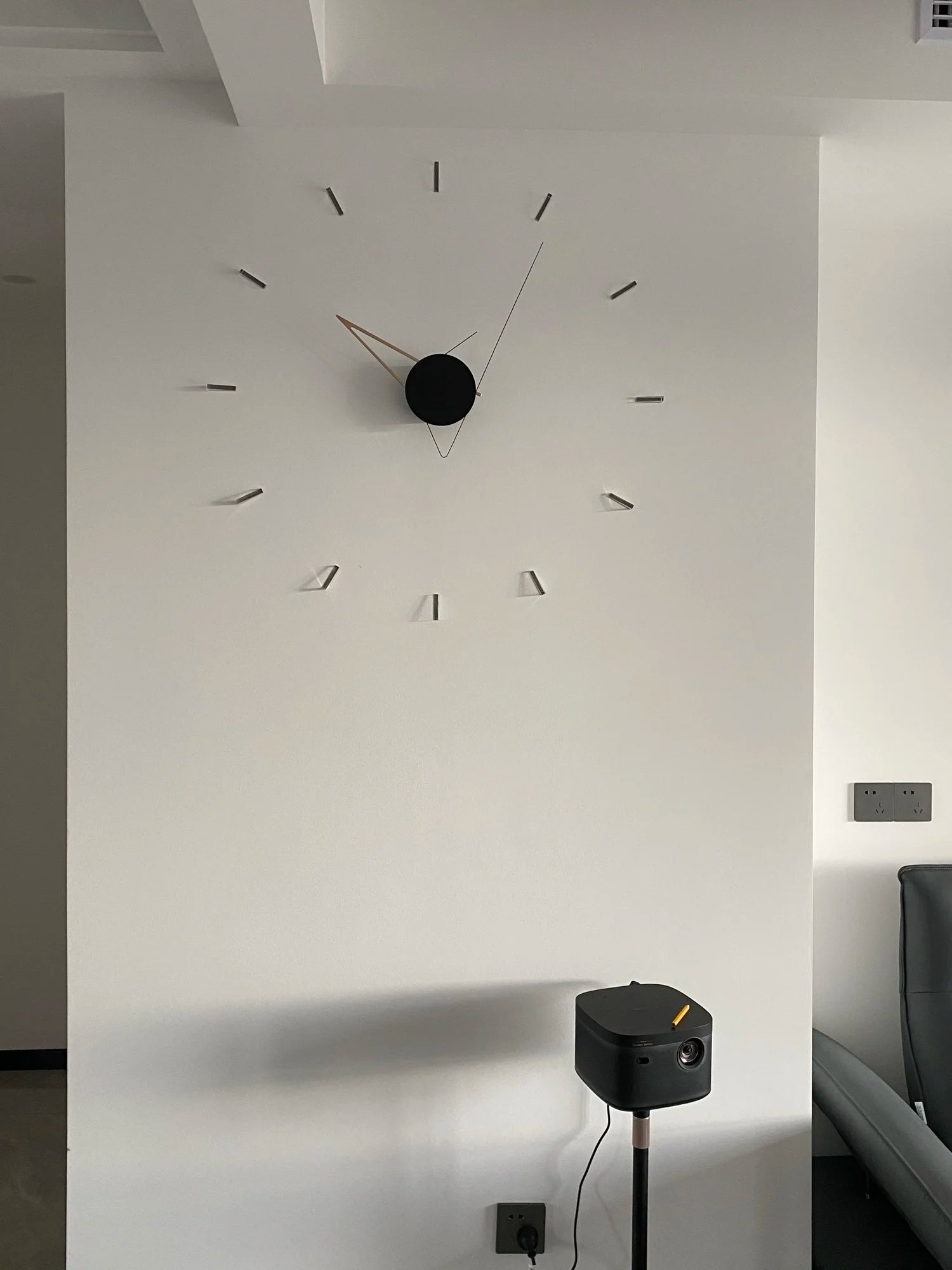 DIY Minimalist Wall Clock
