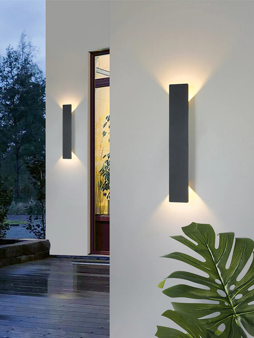Modern Up & Down Outdoor Wall Lamp