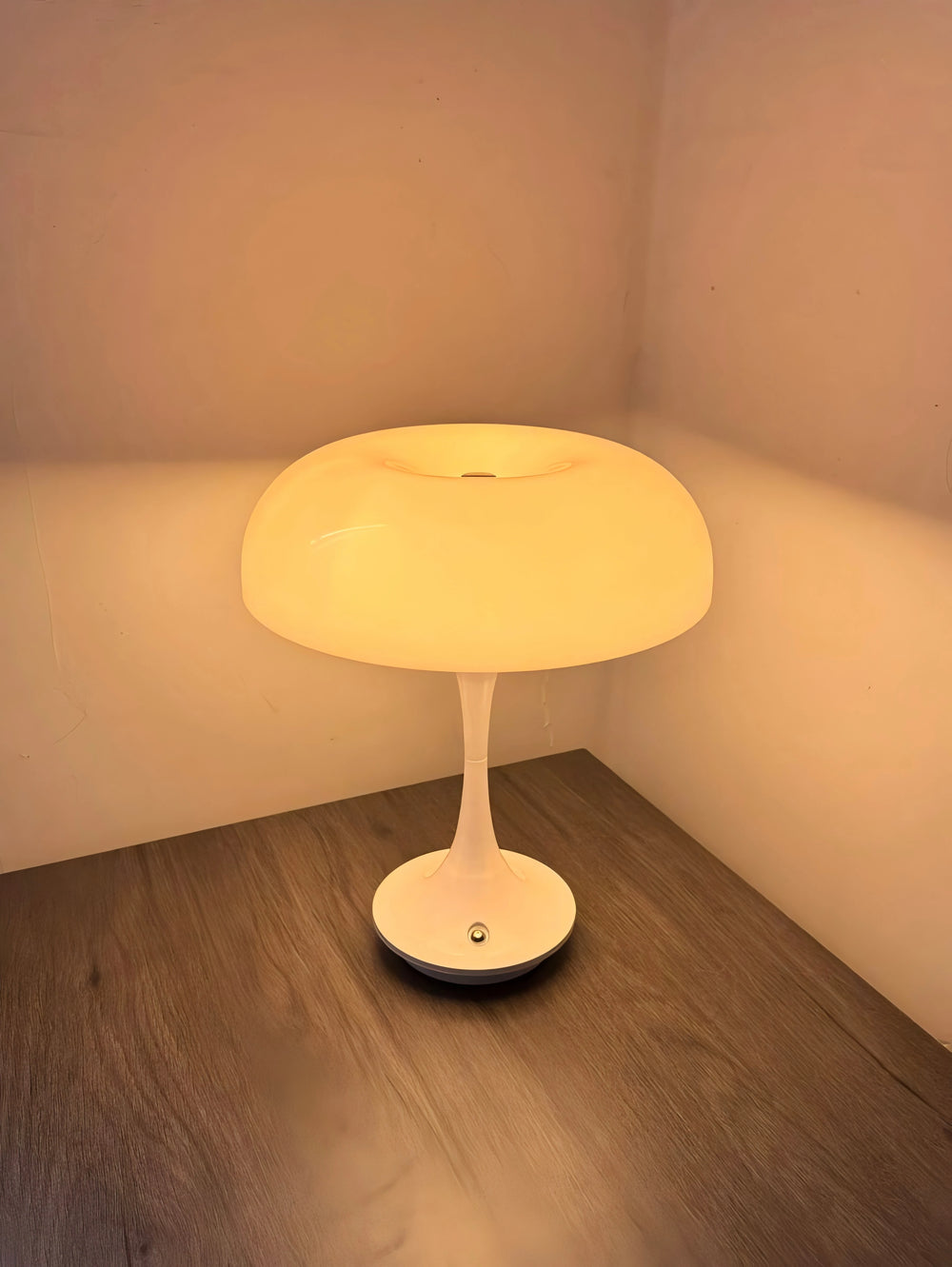 Cordless Mushroom Touch Table Lamp
