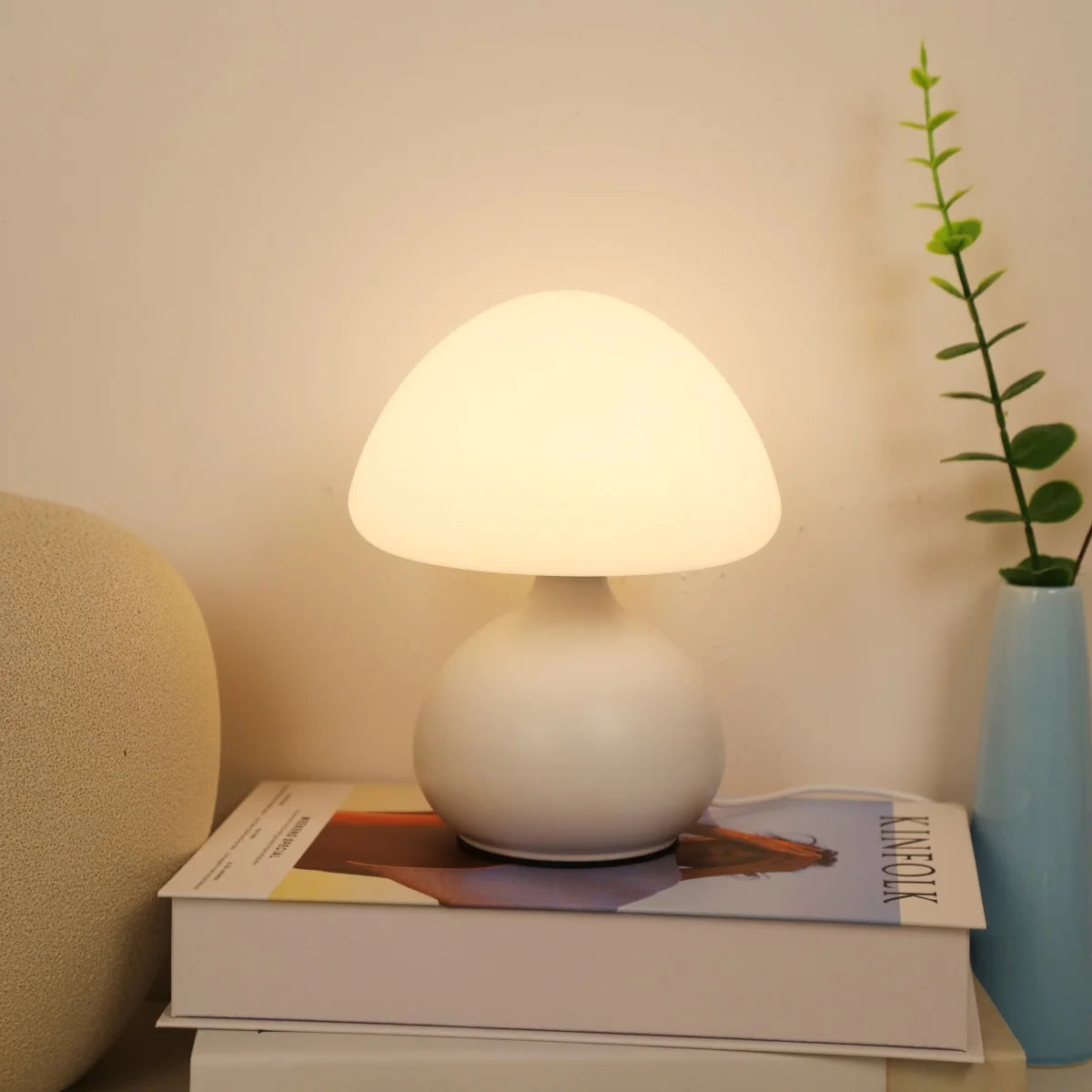 Minimalist Mushroom Table Lamp with Dimming