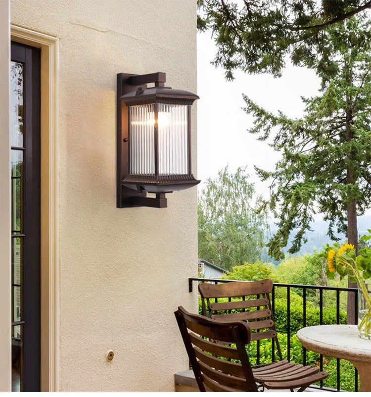 Metal Outdoor Wall Lantern