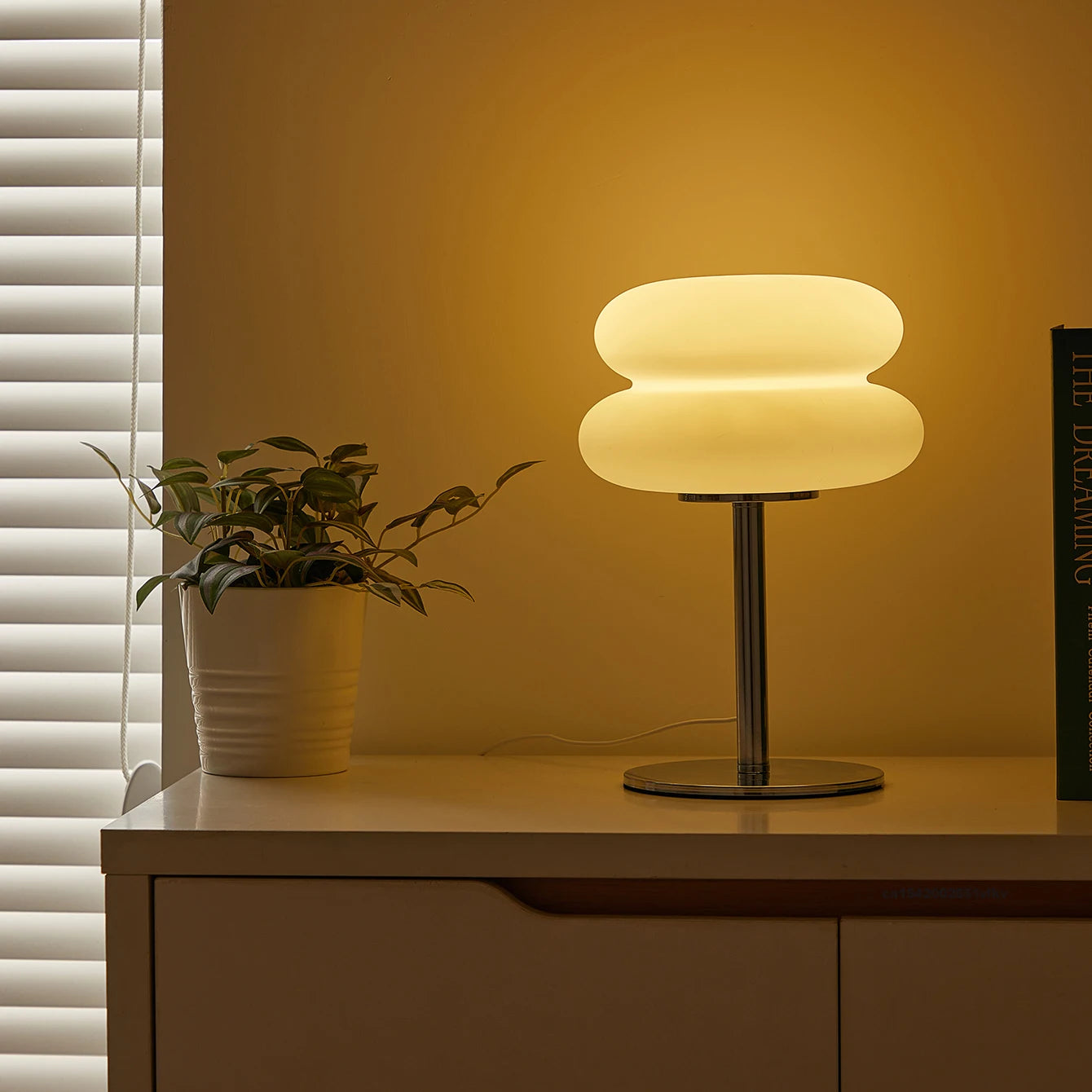 Creamy Tricolor Bedside Lamp