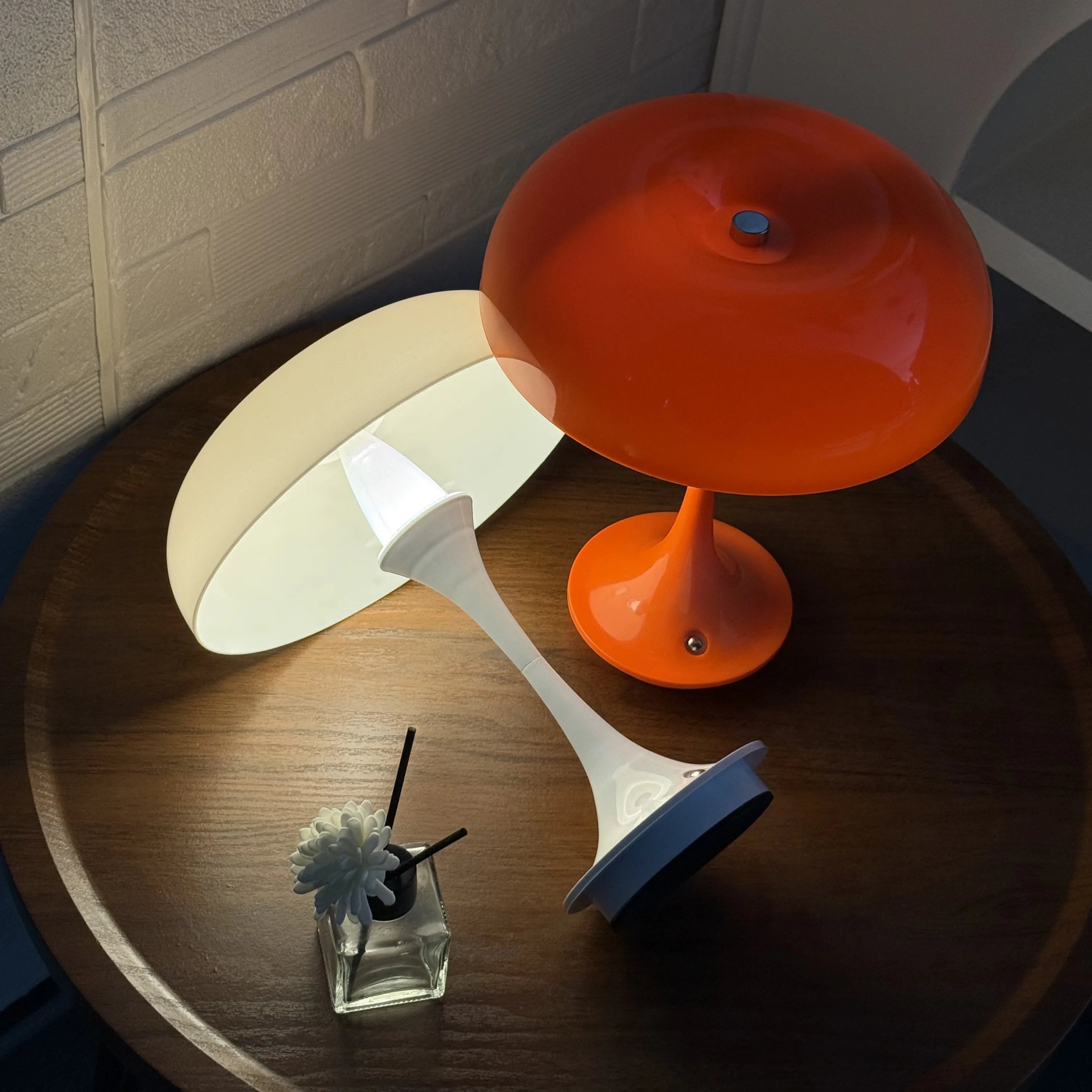 Cordless Mushroom Table Lamp with Touch Dimming