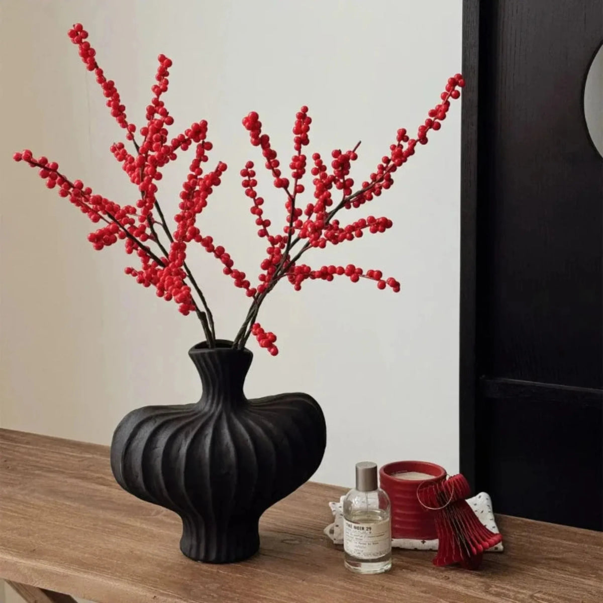 Minimalist Round Vase, Lightweight Matte White or Black