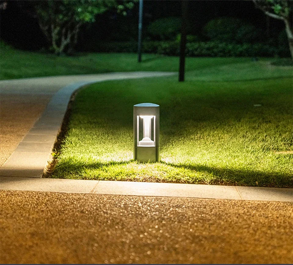 Outdoor LED Bollard Landscape Light Black Garden Pathway Lighting